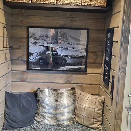 Alpinvegen 22b, Alpin 22b * Trysil